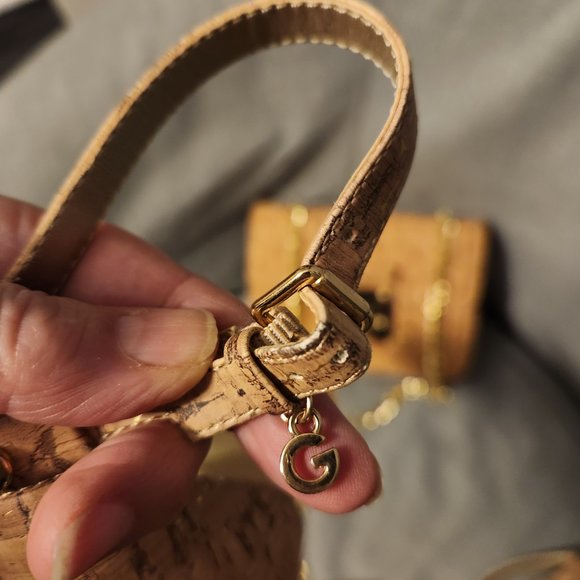 Guess. High heels. Open toe sandals - Picture 8 of 8